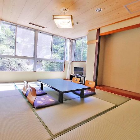 Itoen Hotel Oze Oigami Sanrakuso Numata  Exterior photo