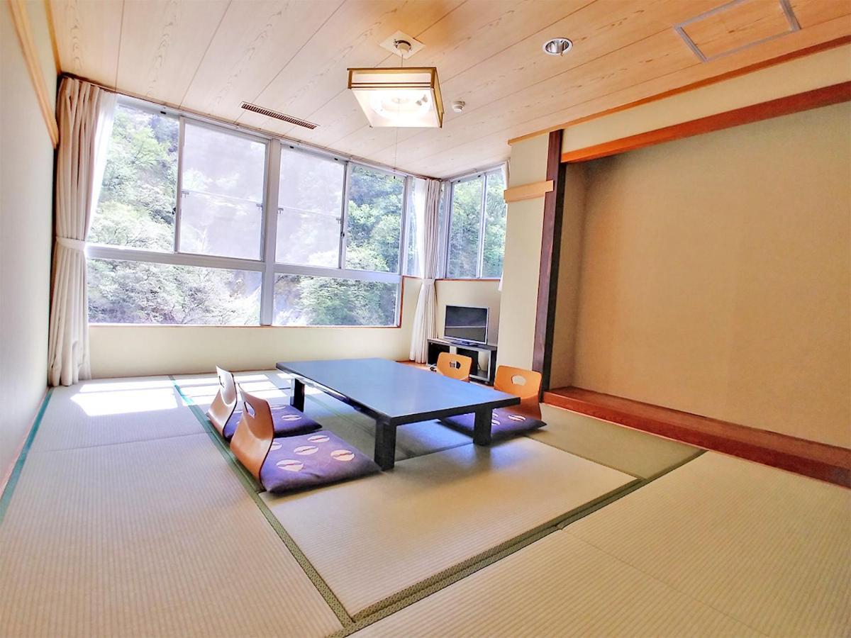 Itoen Hotel Oze Oigami Sanrakuso Numata  Exterior photo