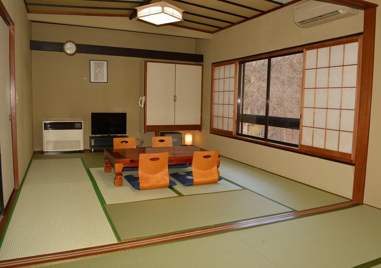 Itoen Hotel Oze Oigami Sanrakuso Numata  Exterior photo